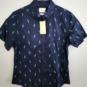 Mens L short sleeve button up